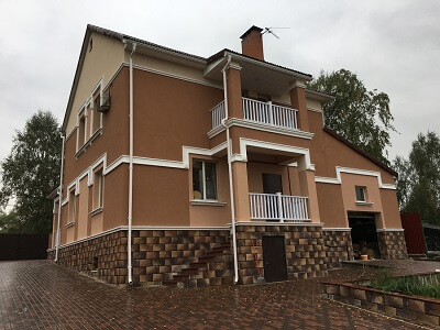 Наружная отделка дома в Кобрине